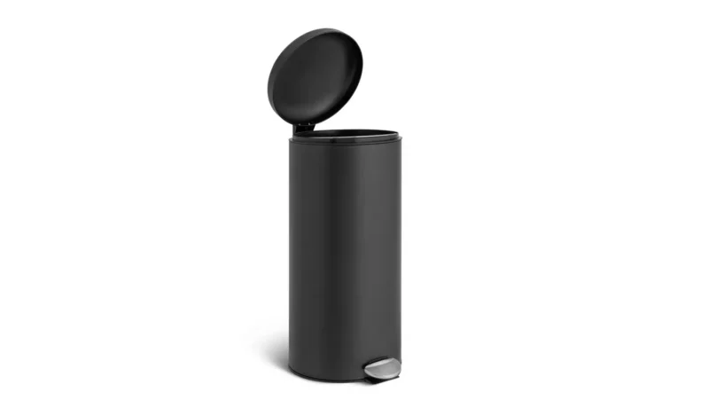 30 Litre Domed Pedal Bin - Black - Image 2