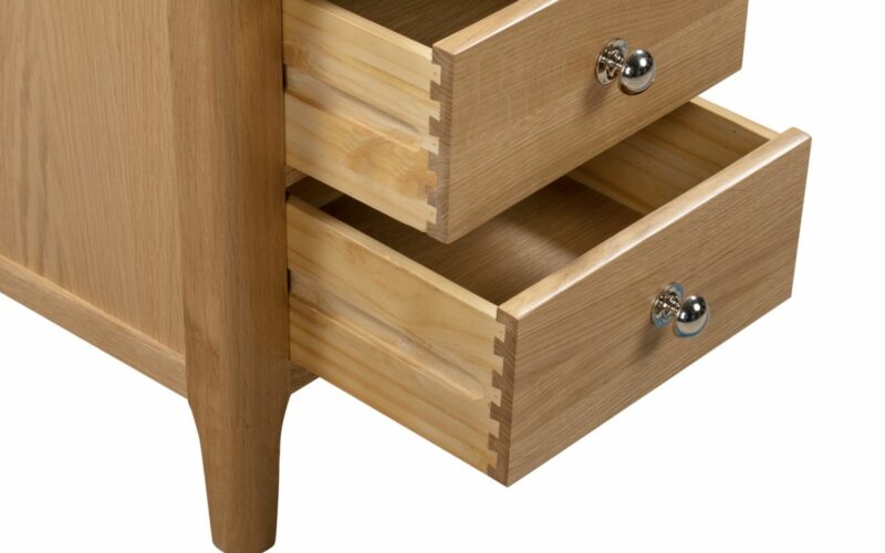 Cotswold 3 Drawer Bedside - Image 5
